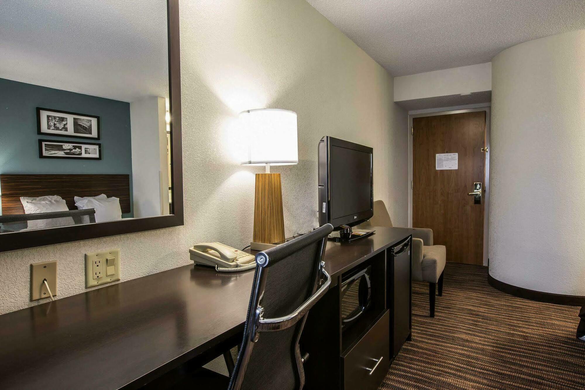 Sleep Inn Greensboro Airport Esterno foto